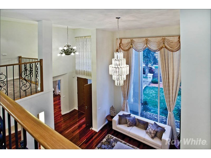 27 Crown Street, Glen Waverley VIC 3150