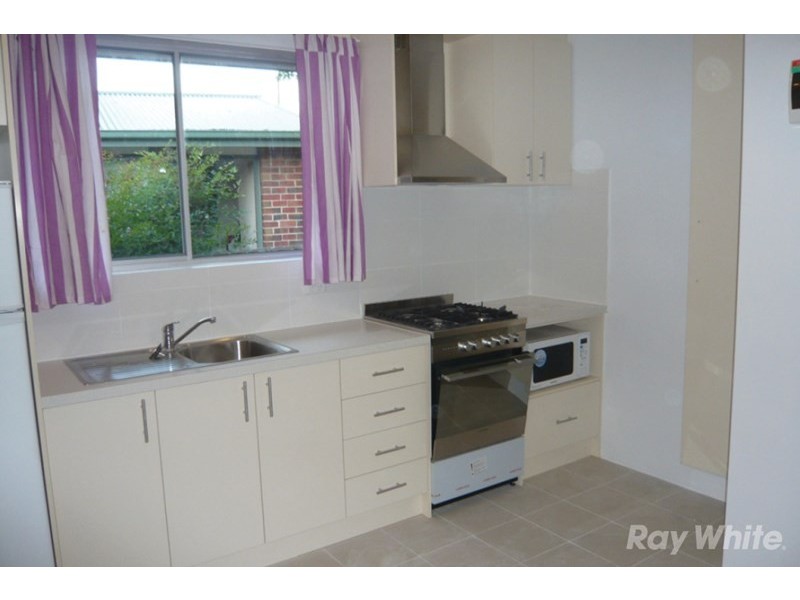 2/10 Westerfield Drive, Notting Hill VIC 3168