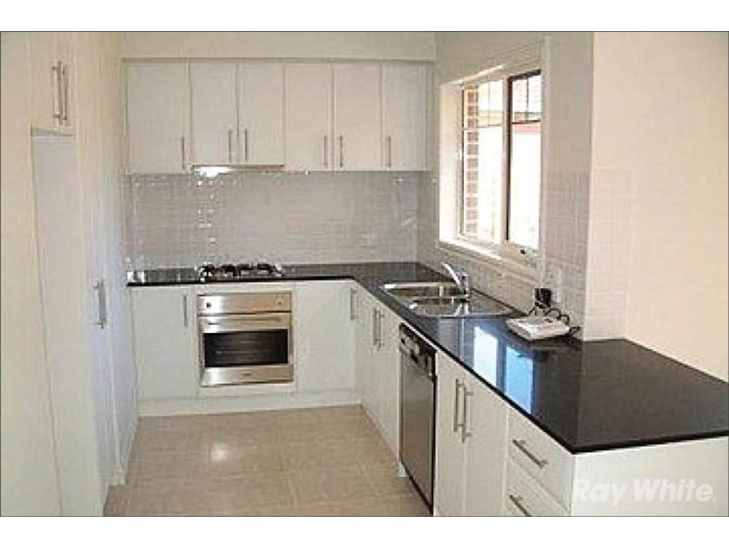 4/7 Mitchell Road, Mont Albert North VIC 3129