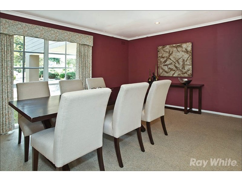 3 Eriden Close, Glen Waverley VIC 3150