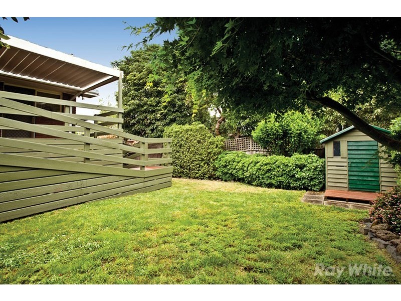 6 Highwood Drive, Wheelers Hill VIC 3150