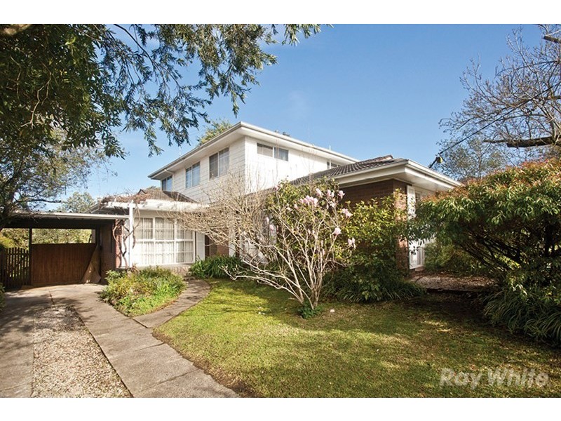 22 Hallows Street, Glen Waverley VIC 3150