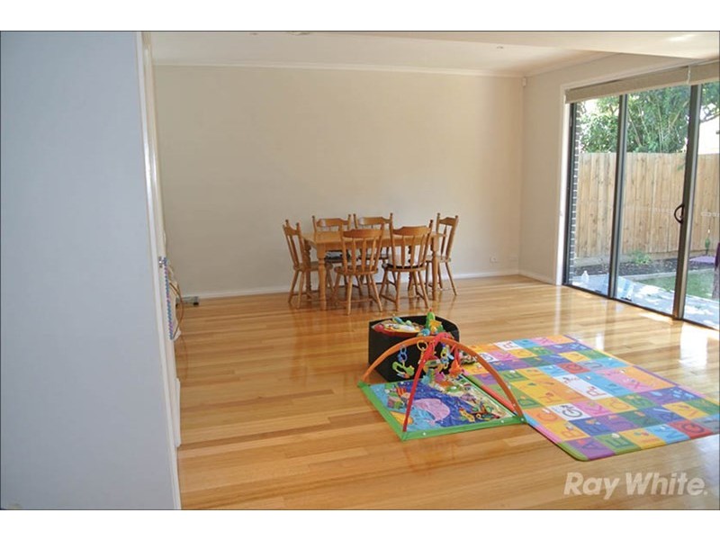 2/5 Folkestone Road, Glen Waverley VIC 3150