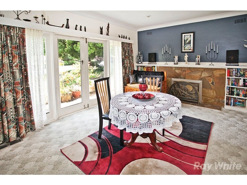 46 Larch Crescent, Mount Waverley VIC 3149