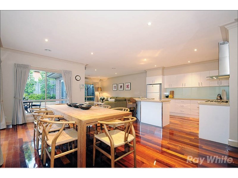 20 Elm Grove, Mount Waverley VIC 3149