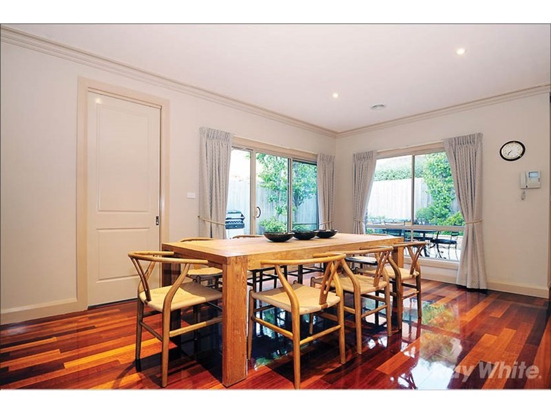 20 Elm Grove, Mount Waverley VIC 3149