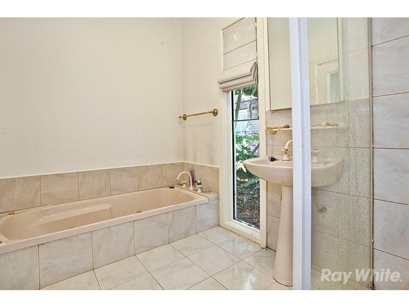 13 Inverell Avenue, Mount Waverley VIC 3149