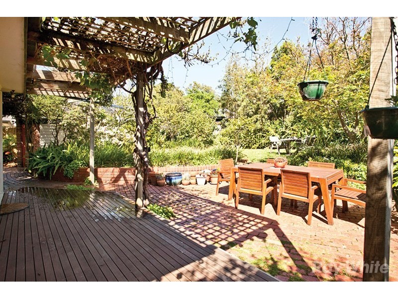 13 Inverell Avenue, Mount Waverley VIC 3149