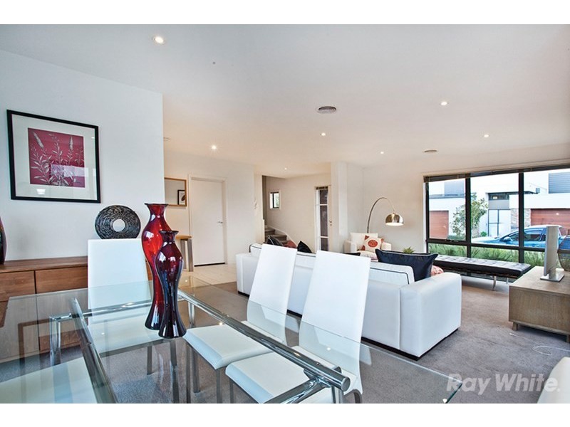 49 Waverley Park Drive, Mulgrave VIC 3170