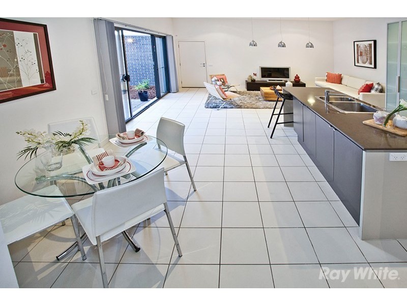 49 Waverley Park Drive, Mulgrave VIC 3170