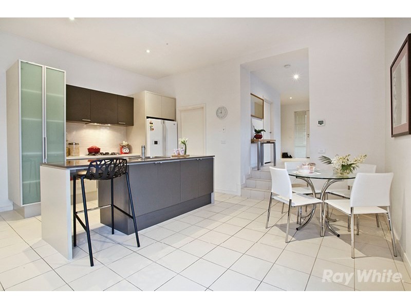 49 Waverley Park Drive, Mulgrave VIC 3170