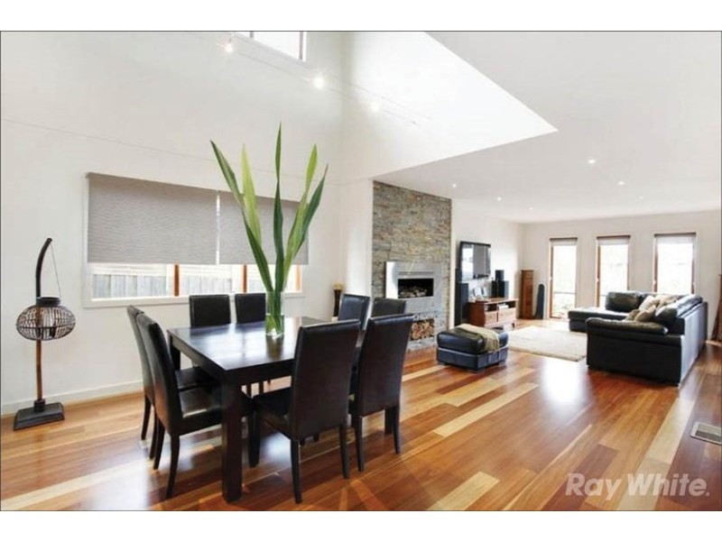 14 Avonhurst Drive, Glen Waverley VIC 3150