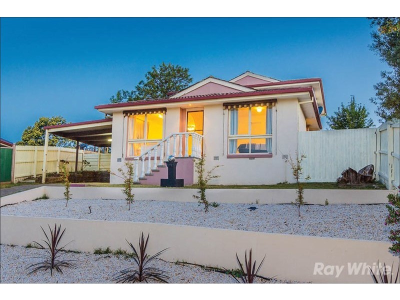 76 Fernbank Crescent, Mulgrave VIC 3170