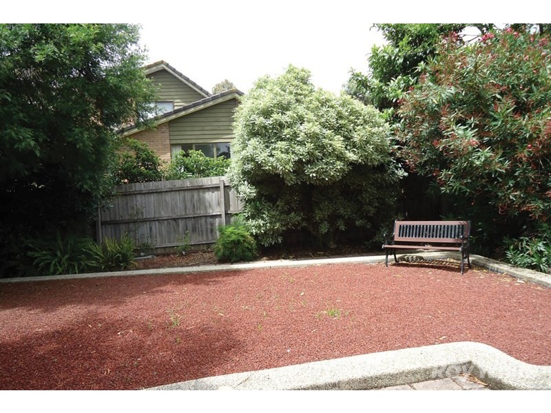 11 Ealing Court, Glen Waverley VIC 3150