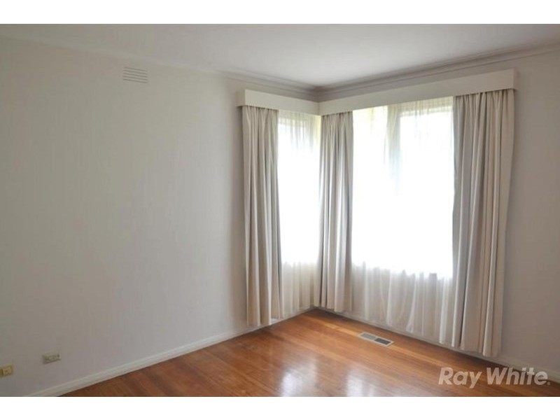 22 Westlands Road, Glen Waverley VIC 3150