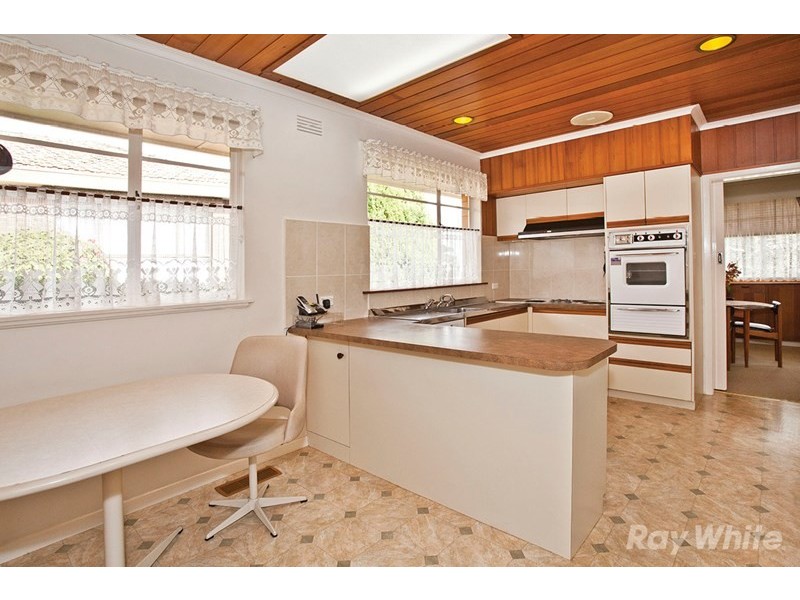 2 Blossom Court, Glen Waverley VIC 3150