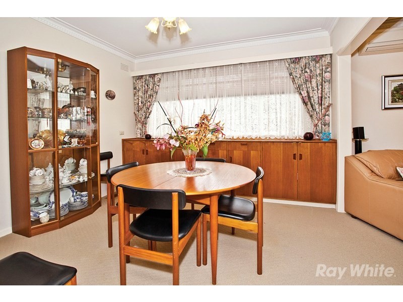 2 Blossom Court, Glen Waverley VIC 3150