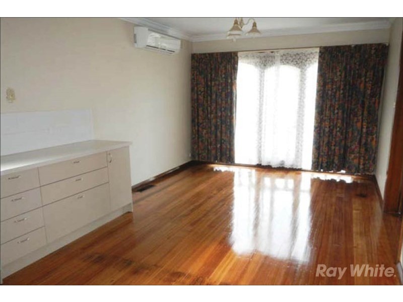 51 Watsons Road, Glen Waverley VIC 3150