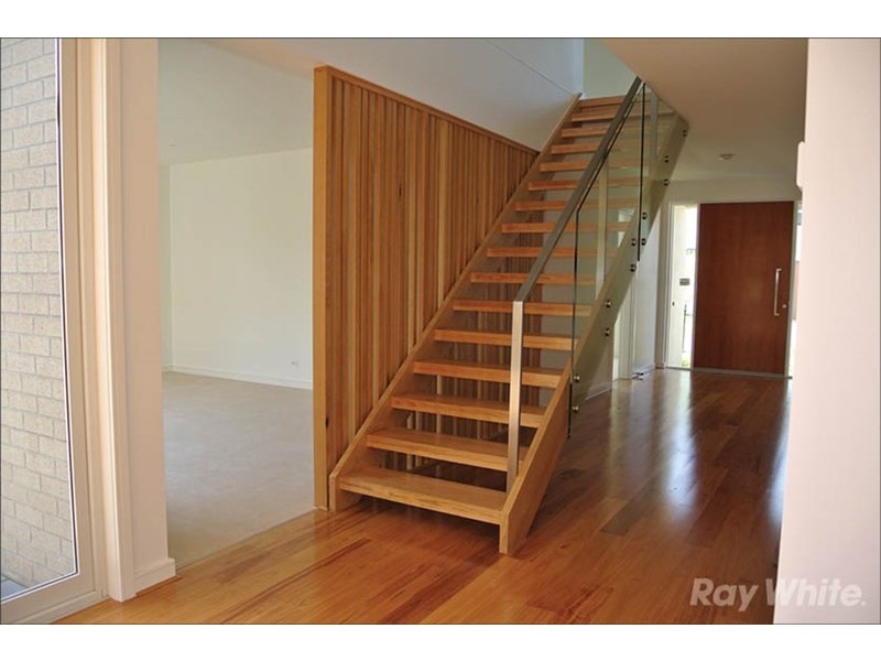 7 Windy Hill Drive, Mulgrave VIC 3170