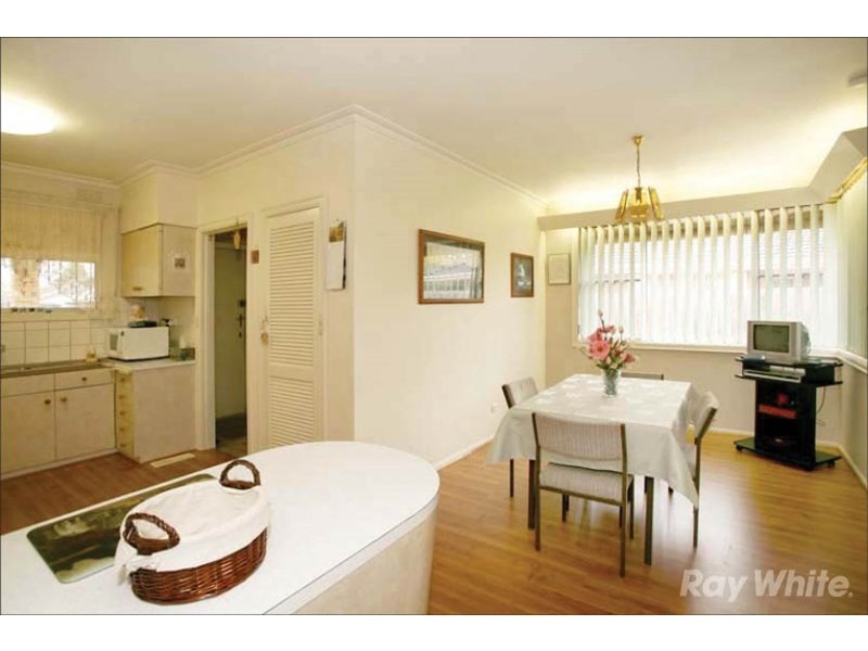 6 Blackwood Drive, Wheelers Hill VIC 3150