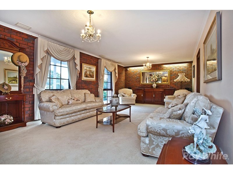 4 Lascelle Drive, Vermont South VIC 3133