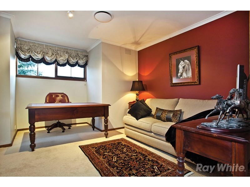 4 Lascelle Drive, Vermont South VIC 3133