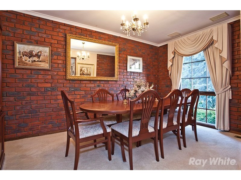 4 Lascelle Drive, Vermont South VIC 3133