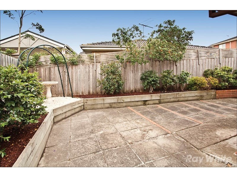 2/7 Glenora Street, Chadstone VIC 3148