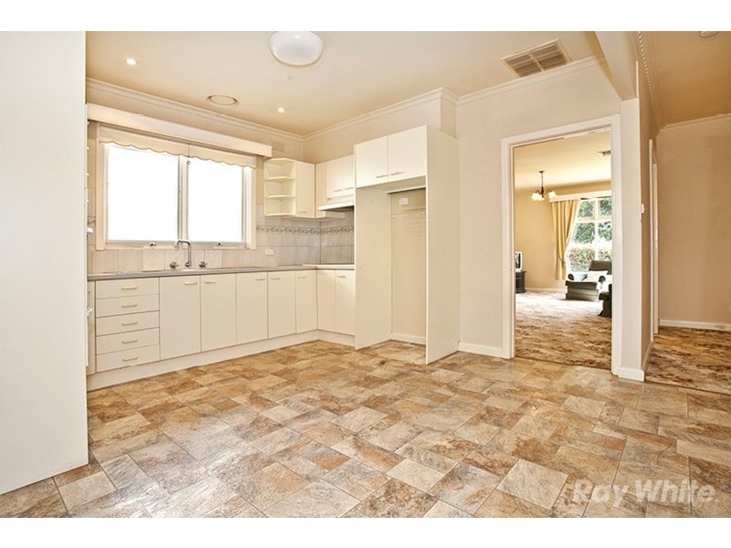 22 Bogong Avenue, Glen Waverley VIC 3150