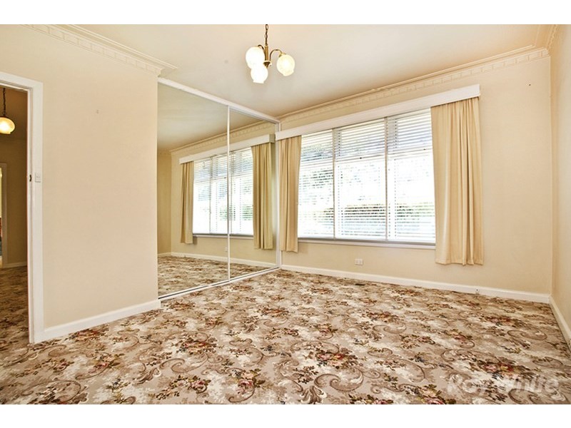 22 Bogong Avenue, Glen Waverley VIC 3150