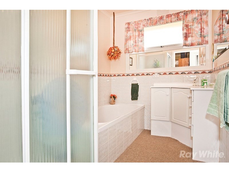 10 Greenwich Court, Glen Waverley VIC 3150