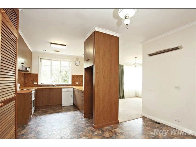 39 Wilson Road, Glen Waverley VIC 3150