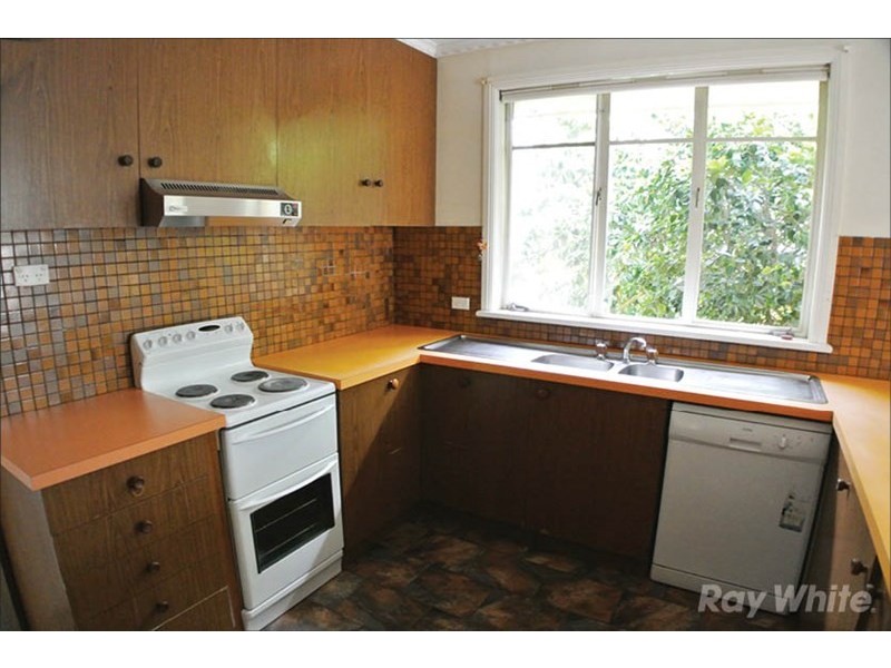 39 Wilson Road, Glen Waverley VIC 3150