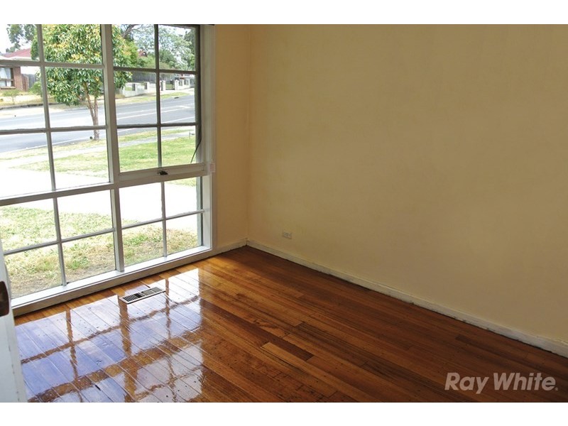 153 Haverbrack Drive, Mulgrave VIC 3170