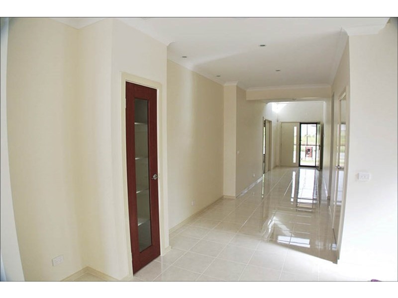 32 Harcrest Boulevard, Wantirna South VIC 3152