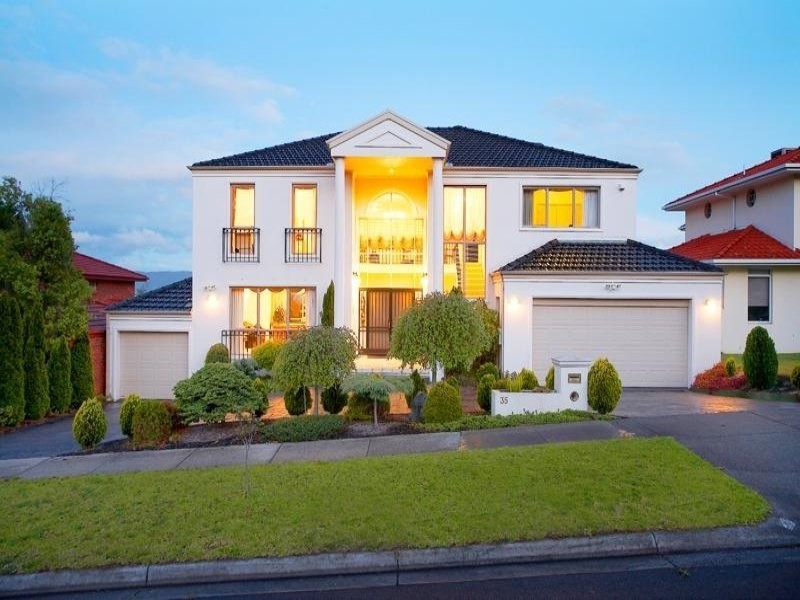 35 Strathconnan Place, Wheelers Hill VIC 3150