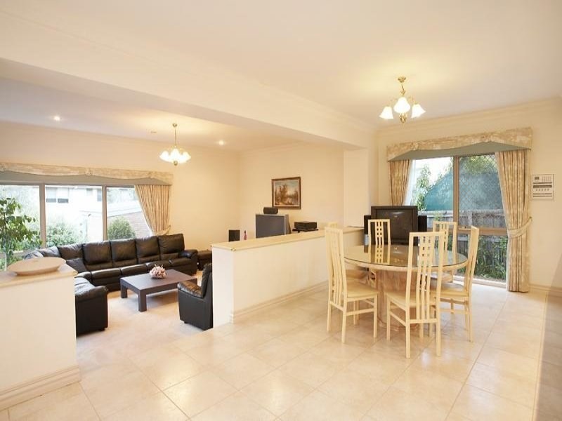 35 Strathconnan Place, Wheelers Hill VIC 3150