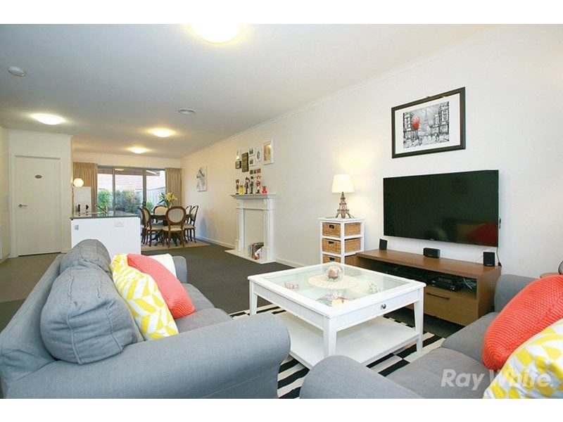 15 Brunton Crescent, Mulgrave VIC 3170