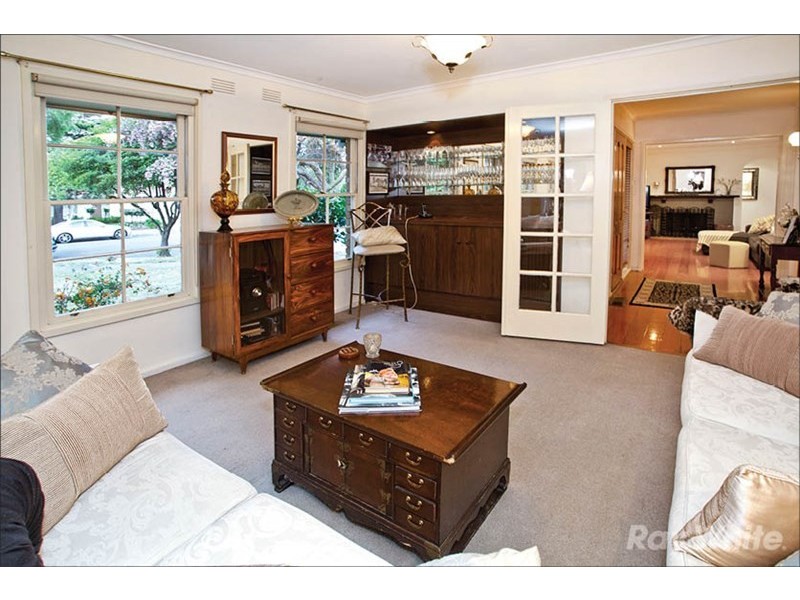 6 Dobell Court, Mulgrave VIC 3170