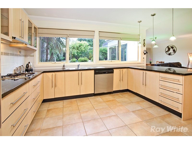 12 Callaghan Avenue, Glen Waverley VIC 3150