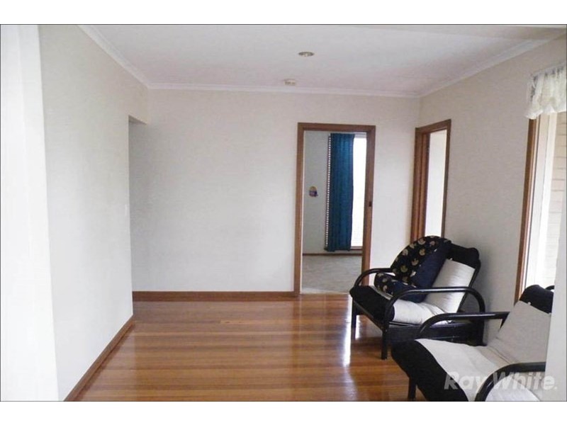 4 Tereva Crescent, Wheelers Hill VIC 3150