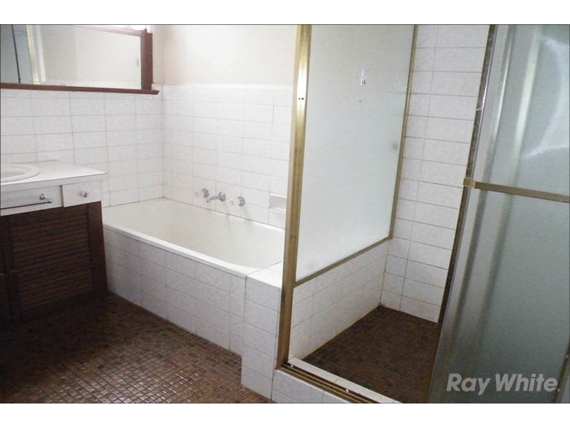 4 Tereva Crescent, Wheelers Hill VIC 3150