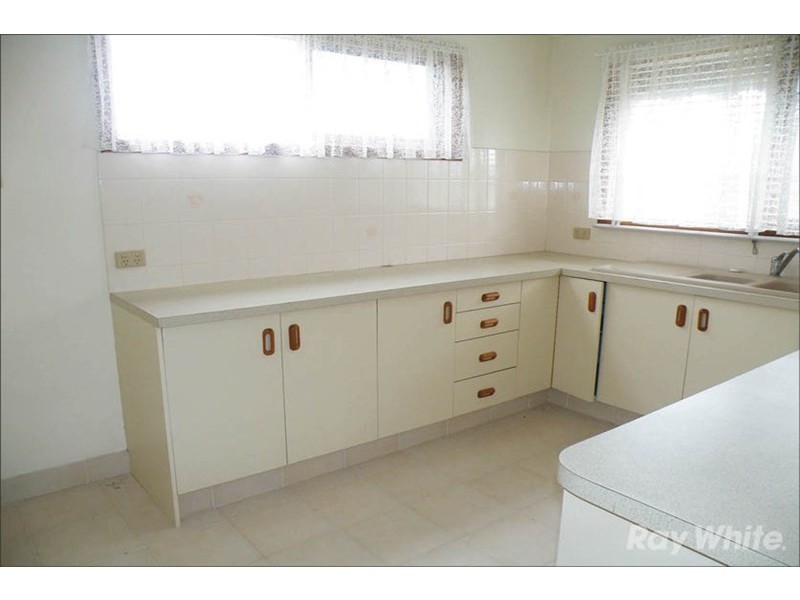 4 Tereva Crescent, Wheelers Hill VIC 3150