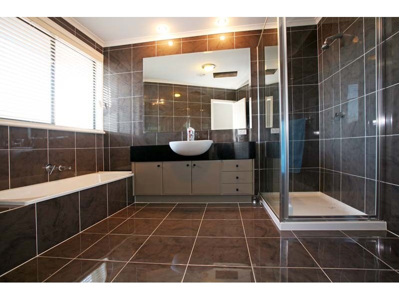 128 Grandview Road, Wheelers Hill VIC 3150