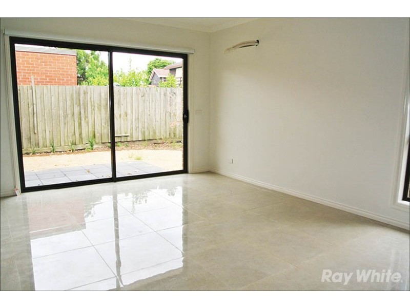 2/93 Albany Drive, Mulgrave VIC 3170