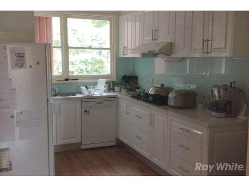 24 Townsend Street, Glen Waverley VIC 3150