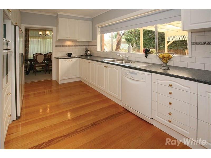 10 Jarrah Court, Glen Waverley VIC 3150