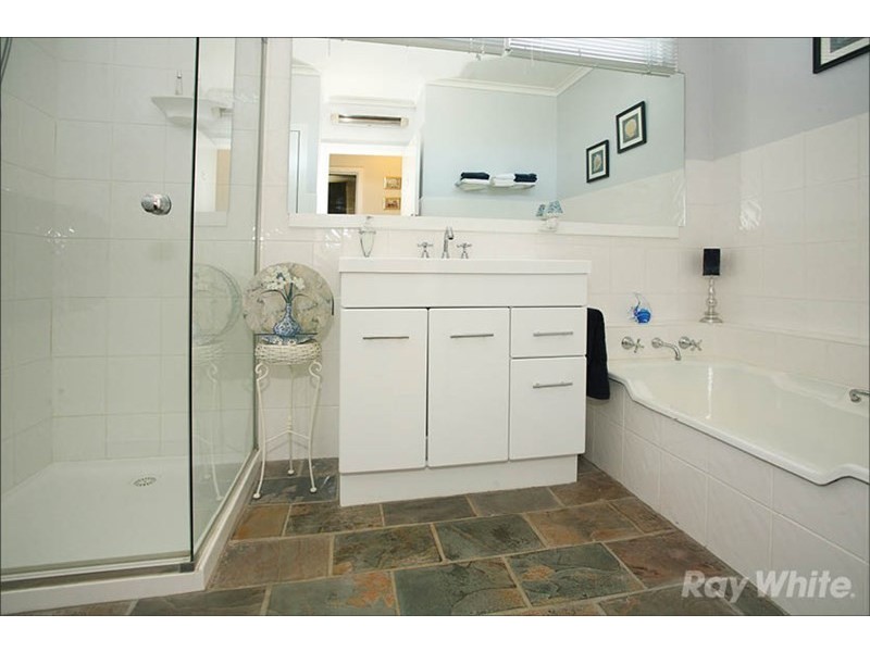 10 Jarrah Court, Glen Waverley VIC 3150