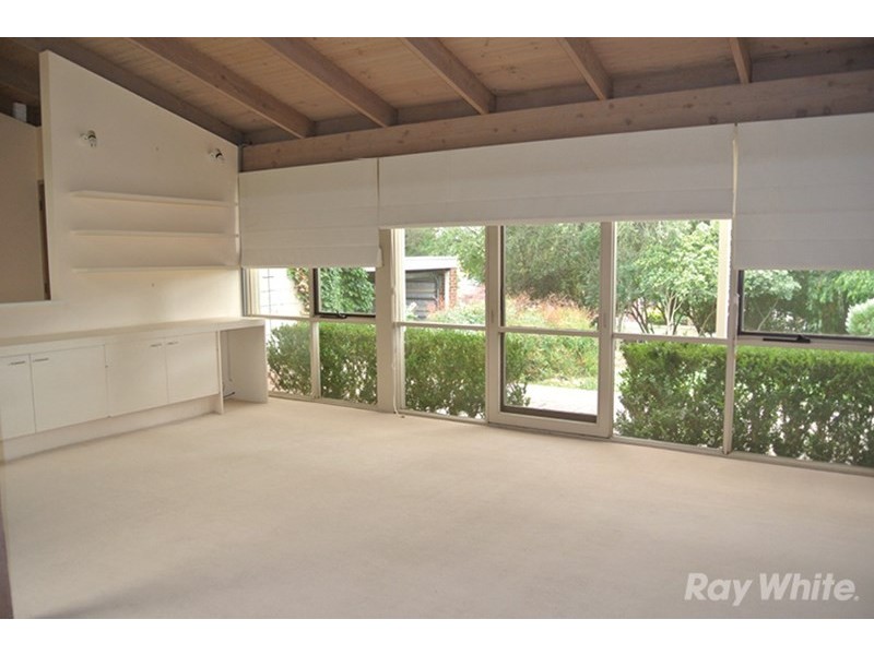 8 Pontford Court, Wheelers Hill VIC 3150