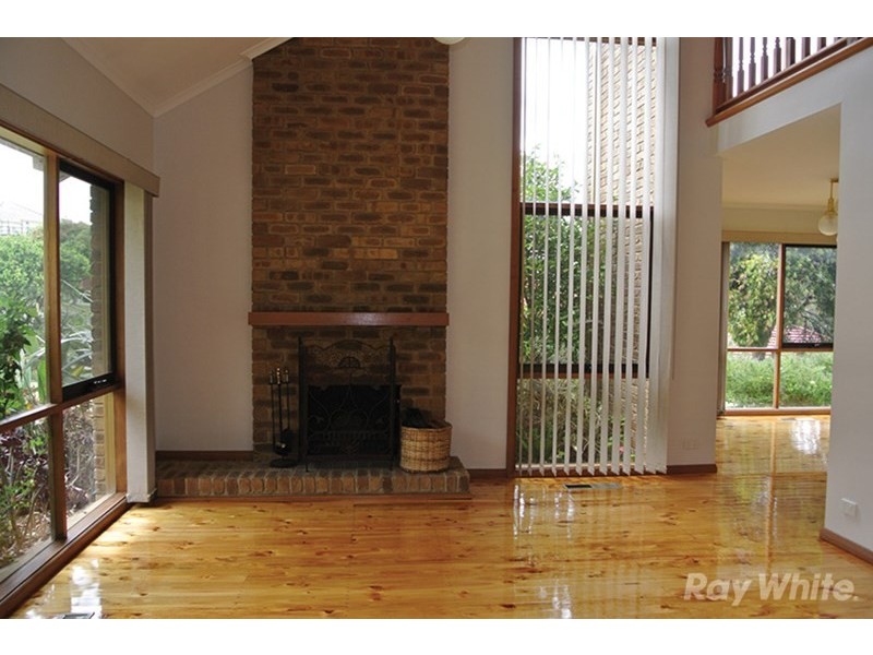 1 Redfield Court, Wheelers Hill VIC 3150